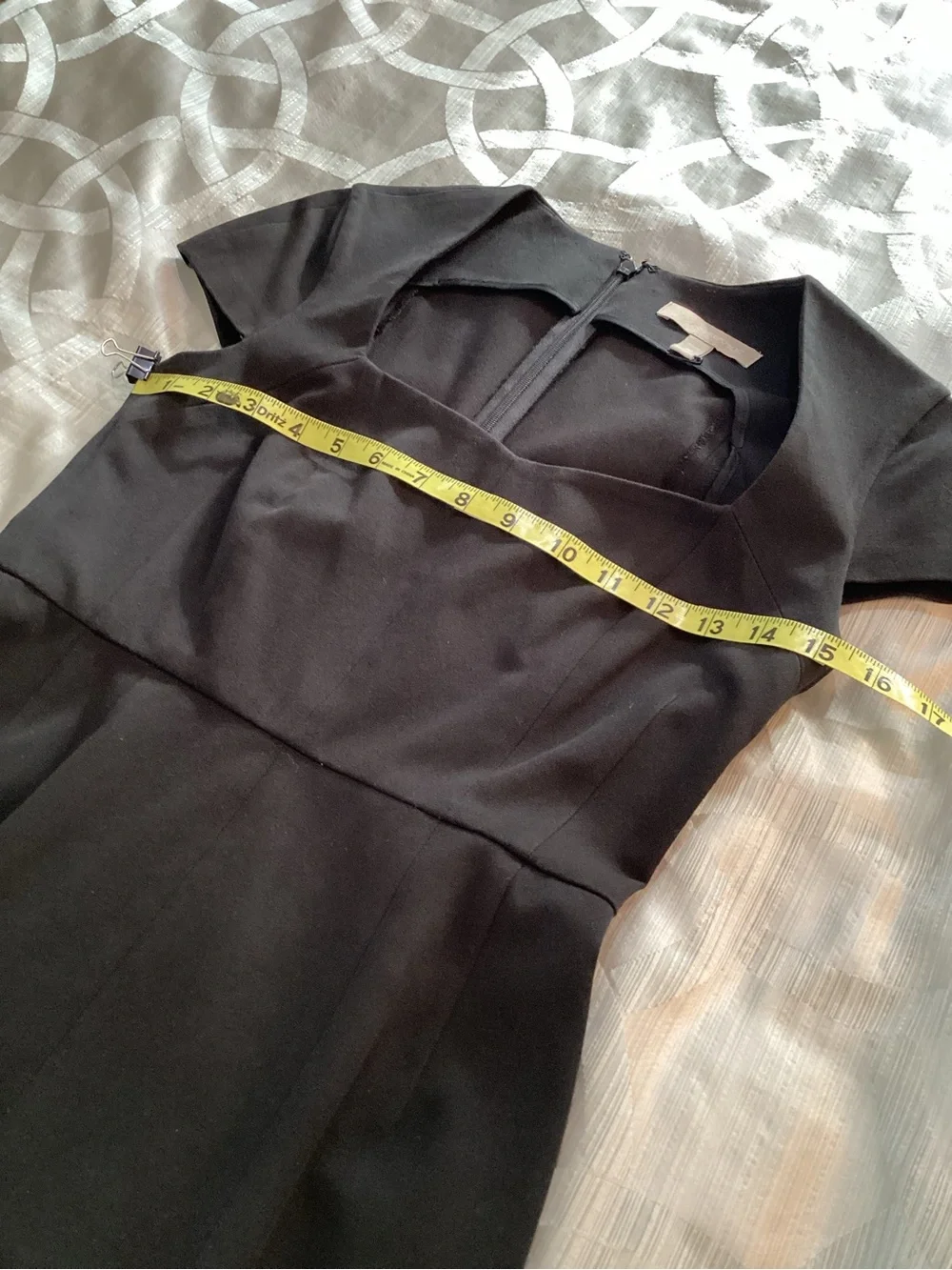 Banana Republic Black Sheath Dress with Sweetheart Neck and Cap Sleeves Size 2P
